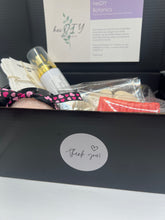 Load image into Gallery viewer, heiDIY Botanics Subscription Box